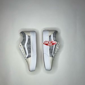 WOMENS VANS